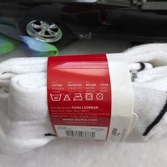 Puma NWT 3 Pairs White Crew Socks Boys 6-7.5 - Picture 7 of 7